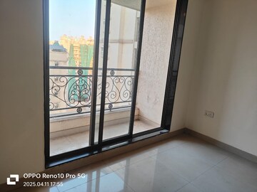 2 BHK Apartment For Rent in Lake Florence, Powai