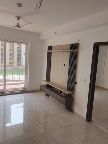3.5 BHK Apartment For Rent in Rishita Manhattan, Gomti Nagar