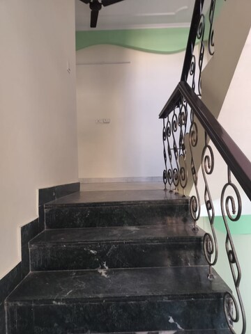 Master Bedroom in 3 BHK Builder Floor at Arihant Arden, Sector 1 Greater Noida – for Rent