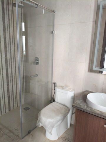 Bathroom in 3 BHK Apartment at Central Park Flower Valley Aqua Front Towers, Sohna Sector 33 – for Rent