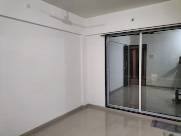 Room in 2 BHK Apartment at Kamdhenu Gardenia, Taloja – for Rent