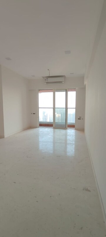 3 BHK Apartment For Rent in Ekta Tripolis, Goregaon West