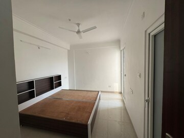 3 BHK Apartment – Exterior View View at Gomti Nagar - for Rent