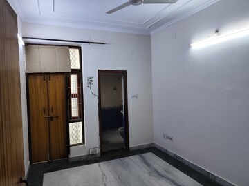 Master Bedroom in 3 BHK Builder Floor at Gyan Khand – for Sale