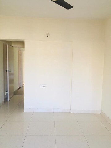 Room in 3 BHK Apartment at BK Jhala Kapil Woodrow Estate Phase 2, Wanwadi – for Sale
