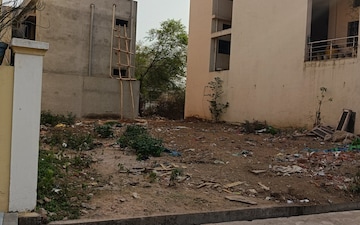 Plot For Sale in Purena