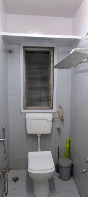 Bathroom in 1.5 BHK Apartment at Chaitanya Raj Bhavan, Andheri East – for Rent