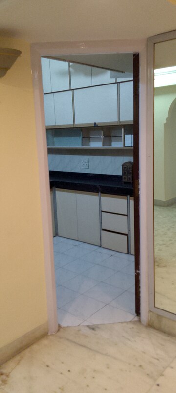 Master Bedroom in 1.5 BHK Apartment at Chaitanya Raj Bhavan, Andheri East – for Rent