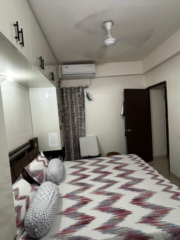 Bedroom in 2 BHK Apartment at Signature Global The Roselia, Sector 95a – for Rent