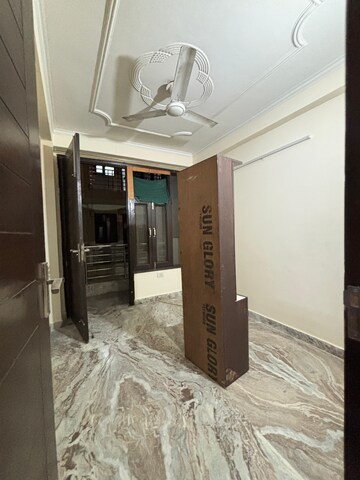 Gym in 1 BHK Apartment at Palm Residency Chhatarpur, Chattarpur – for Rent