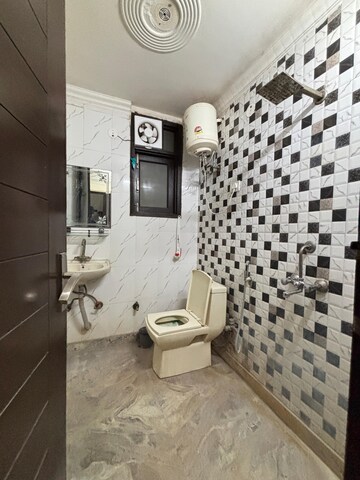 Bathroom in 1 BHK Apartment at Palm Residency Chhatarpur, Chattarpur – for Rent