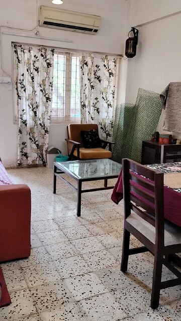2 BHK Apartment For Rent in Santacruz West