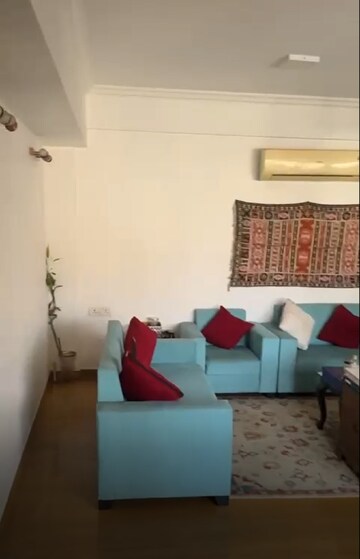 Living Room in 4 BHK Apartment at Bandra West – for Rent