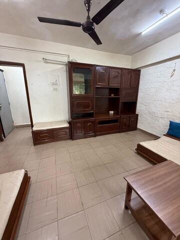 Room in 1 BHK Apartment at Bandra West – for Rent