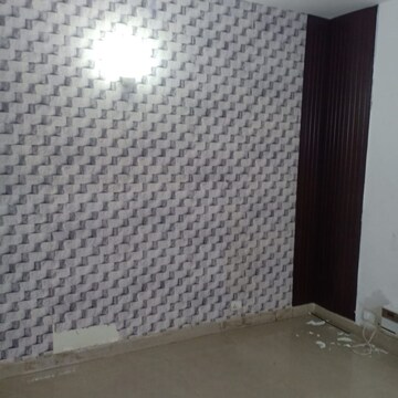  3 BHK Builder Floor at Puri Vip Floors, Sector 81 – for Rent