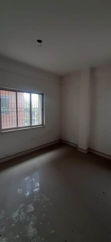 Room in 3 BHK Apartment at Thakurpukur – for Sale