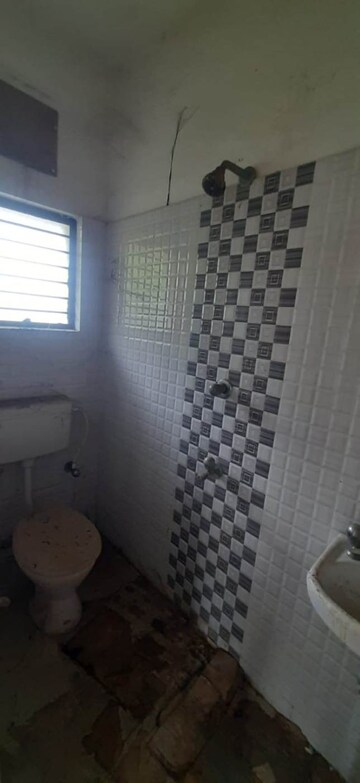 Bathroom in 3 BHK Apartment at Thakurpukur – for Sale