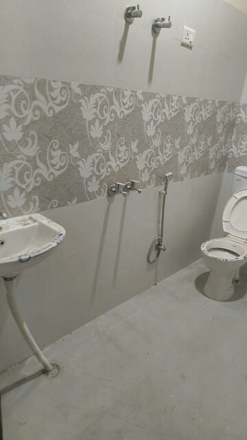 Bathroom in 1 RK Apartment at Ardee City, Sector 52 – for Rent