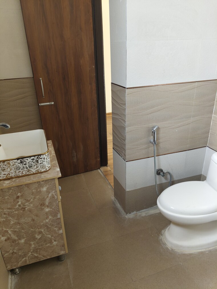 Bathroom, sector 110 3 Bedroom 900 Sq.Ft. Builder Floor In Sector 110 Gurgaon 8476470