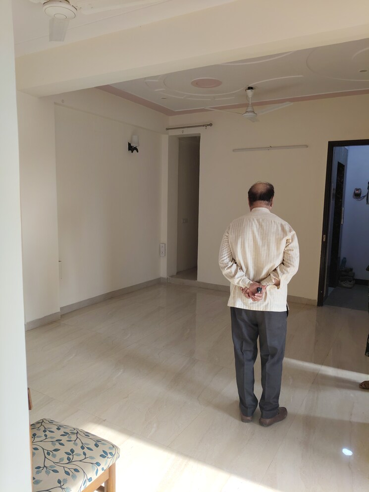 Master Plan, sector 110 3 Bedroom 900 Sq.Ft. Builder Floor In Sector 110 Gurgaon 8476470