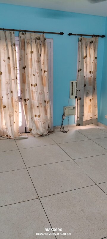 Bathroom in 2 BHK Apartment at Kohli One Malibu Town, Sector 47 – for Rent
