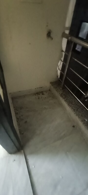 Master Bedroom in 2 BHK Builder Floor at Govindpuri – for Rent