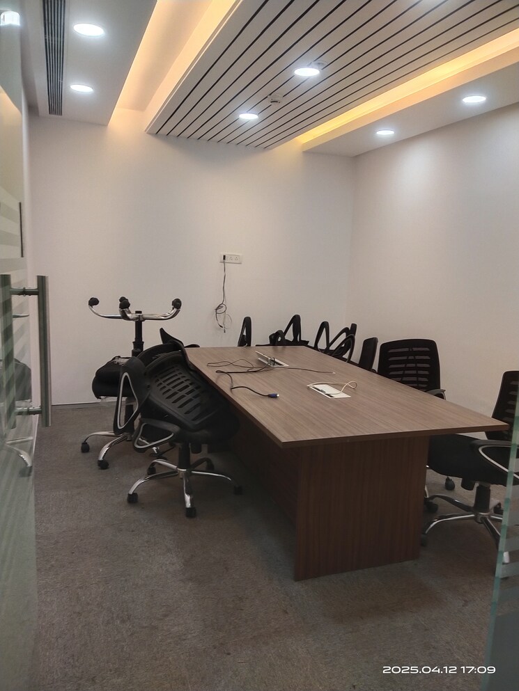 Team Area, pinnacle-business-park Commercial Office Space 2600 Sq.Ft. In Andheri East Mumbai 8476623