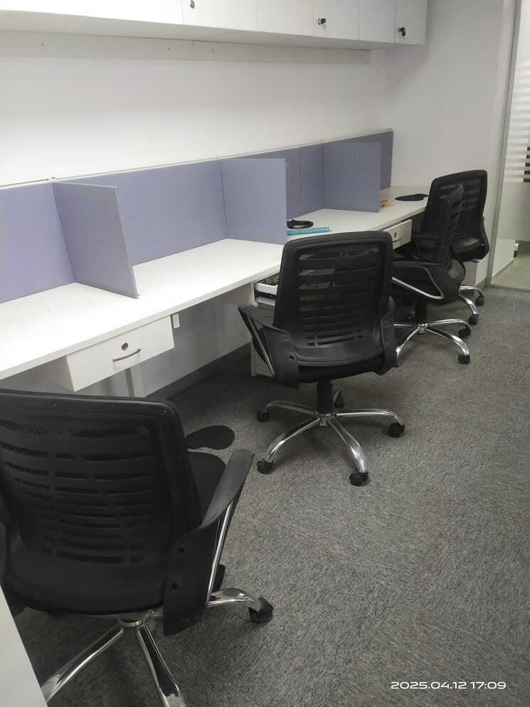 Team Area, pinnacle-business-park Commercial Office Space 2600 Sq.Ft. In Andheri East Mumbai 8476623