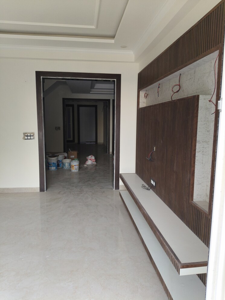 undefined, sector 110 6+ Bedroom 1200 Sq.Ft. Villa In Sector 110 Gurgaon 8476648