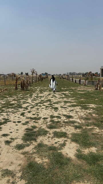  Plot – Exterior View View at Gaur Aerocity, Gaur Yamuna City - for Sale