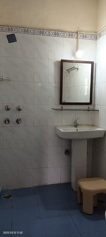 Bathroom in 3 BHK Builder Floor at Sector 52 – for Rent