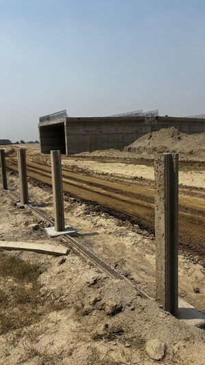  Plot – Exterior View View at Gaur Aerocity, Gaur Yamuna City - for Sale