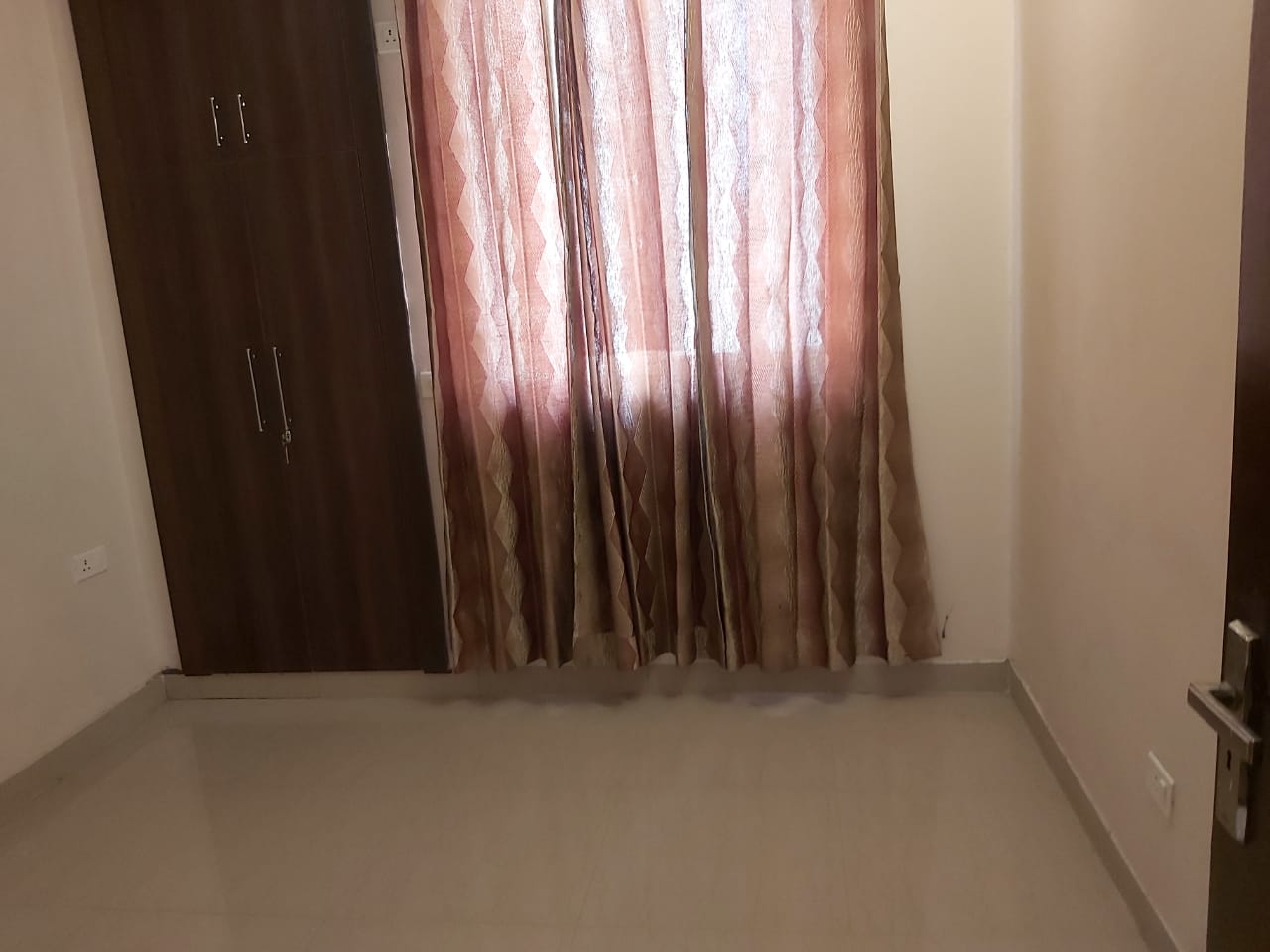 3 BHK Apartment For Sale in Amrapali Golf Homes