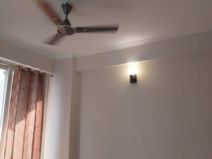 Floor Plan in 3 BHK Apartment at Amrapali Golf Homes, Sector 4 Greater Noida – for Sale