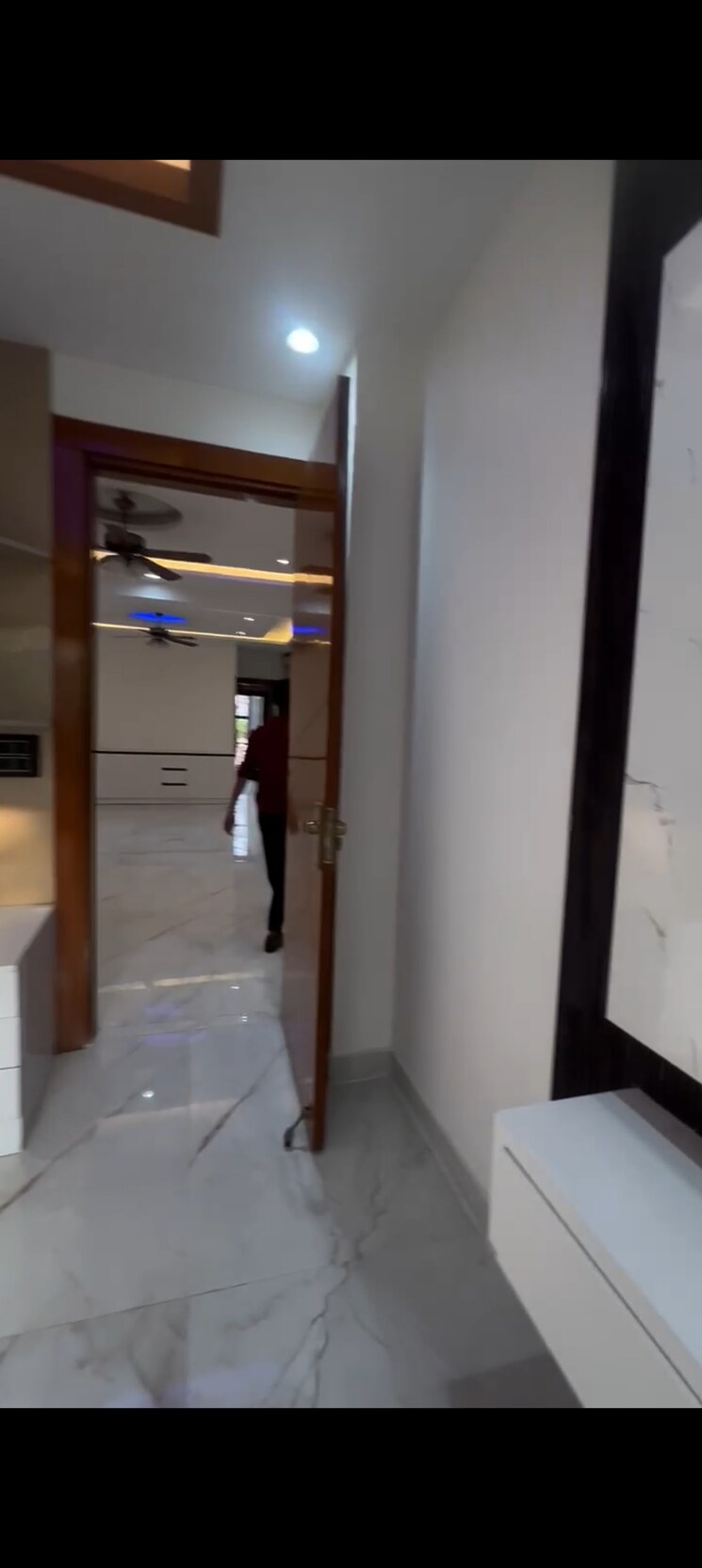 Master Bedroom, indrapuram 4 Bedroom 200 Sq.Mt. Builder Floor In Indrapuram Ghaziabad 8476678