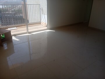 Room in 2 BHK Apartment at Godrej Boulevard, Manjari – for Rent