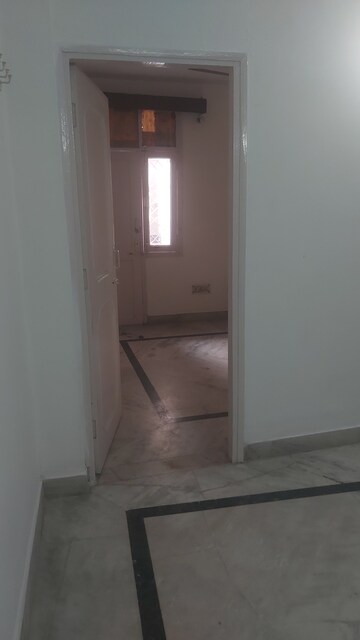Floor Plan in 1.5 BHK Builder Floor at Mayur Vihar – for Rent