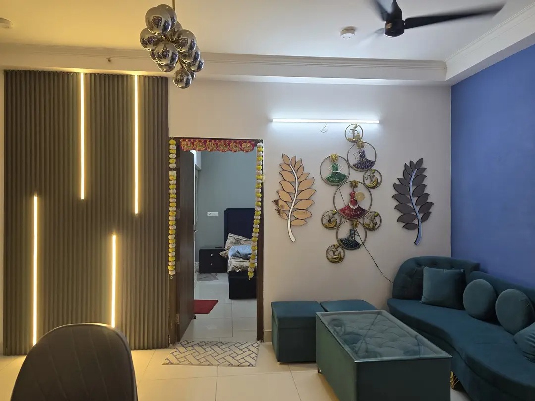 3 BHK Apartment For Rent in Gaur City 2 - 14th Avenue