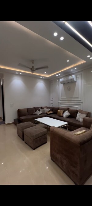 Master Bedroom in 4 BHK Builder Floor at Indrapuram – for Sale