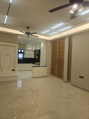 3 BHK Builder Floor For Sale in Surajmal Vihar