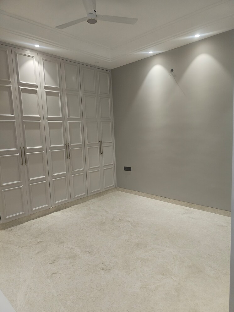 Map Location, surajmal vihar 3 Bedroom 200 Sq.Yd. Builder Floor In Surajmal Vihar Delhi 8476714