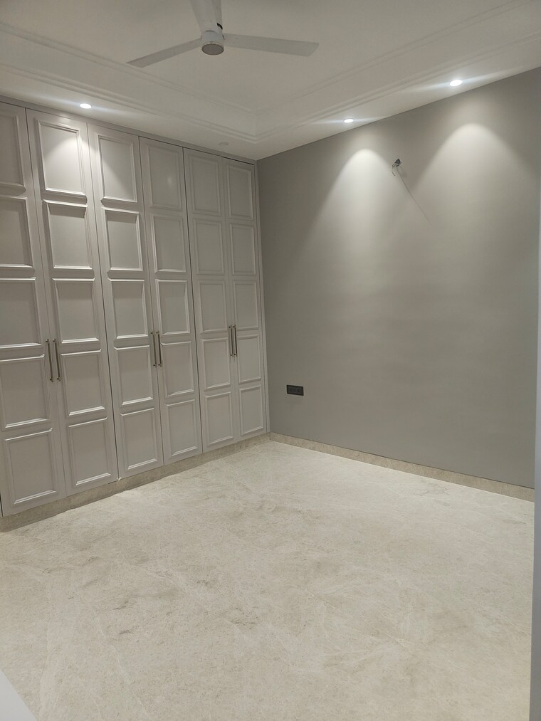 Map Location, surajmal vihar 3 Bedroom 200 Sq.Yd. Builder Floor In Surajmal Vihar Delhi 8476714