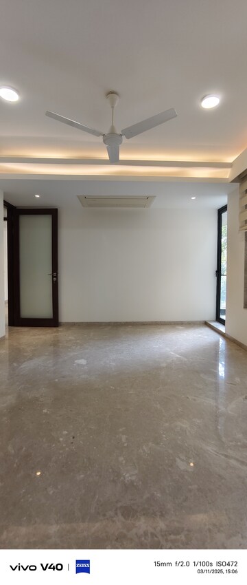 Master Bedroom in 3 BHK Builder Floor at Defence Colony – for Rent
