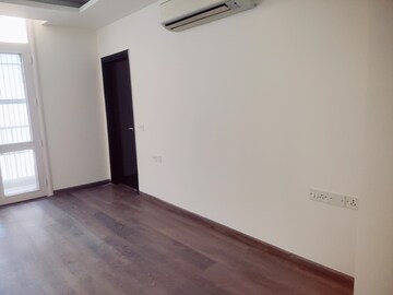 Master Bedroom in 5 BHK Independent House at Greater Kailash ii – for Rent