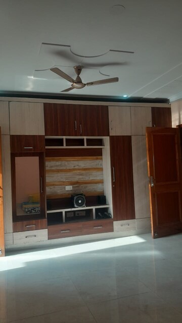Floor Plan in 2 BHK Builder Floor at Unitech South City II, Sector 50 – for Rent