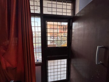 Master Bedroom in 1 RK Builder Floor at RWA Residential Society, Sector 40 – for Rent