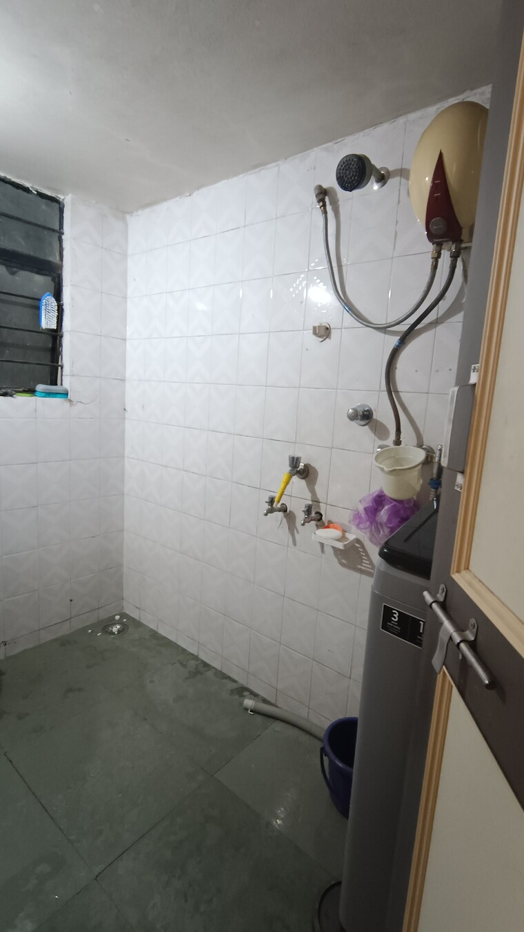 Bathroom, balaji-apartments-chintamani-nagar 1 Bedroom 530 Sq.Ft. Builder Floor In Chintamani Nagar Pune 8476838