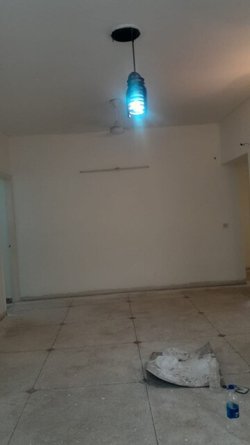 Master Bedroom in 3 BHK Builder Floor at Unitech South City II, Sector 50 – for Rent