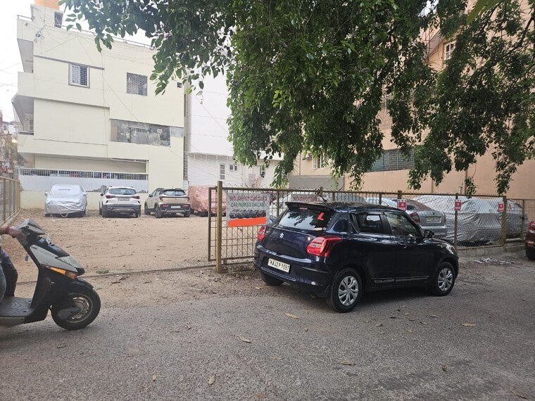 Gym, rt nagar 6+ Bedroom 6000 Sq.Ft. Independent House In Rt Nagar Bangalore 8476846