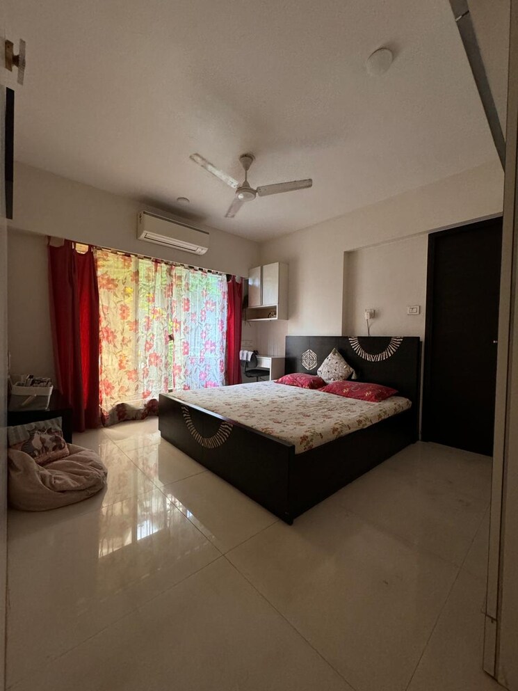 Master Bedroom, unique-shanti-sparsh 2 Bedroom 831 Sq.Ft. Apartment In Andheri East Mumbai 8476871